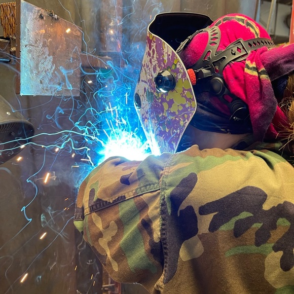 Meet your Posher, Harper - Picture 4 of 5